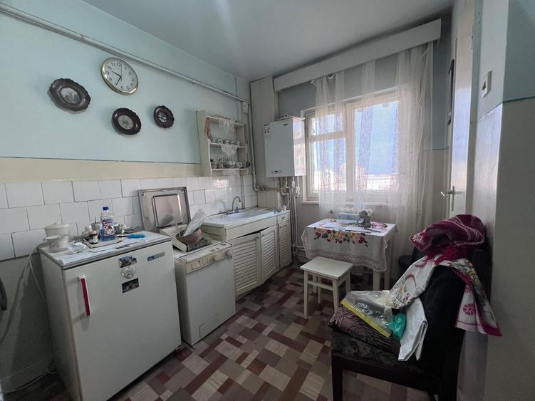 Apartament cu 2 camere decomandat în Decebal