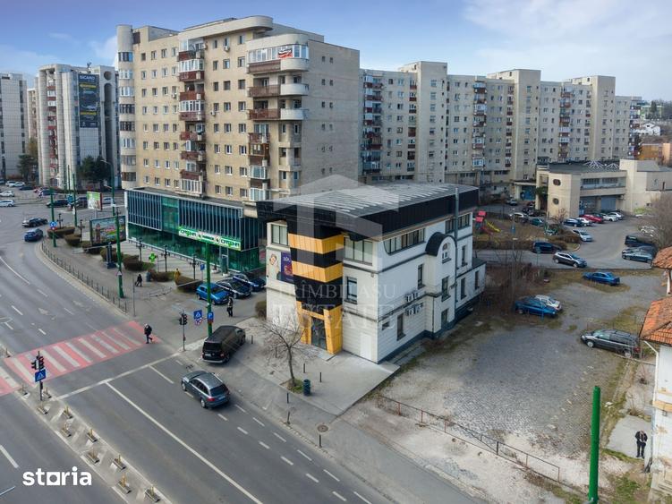 Spațiu comercial, de 612 mp, în Centrul Civic