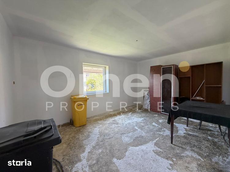 Casă cu 3 camere cu Teren 1100 Mp în Orașul Vechi