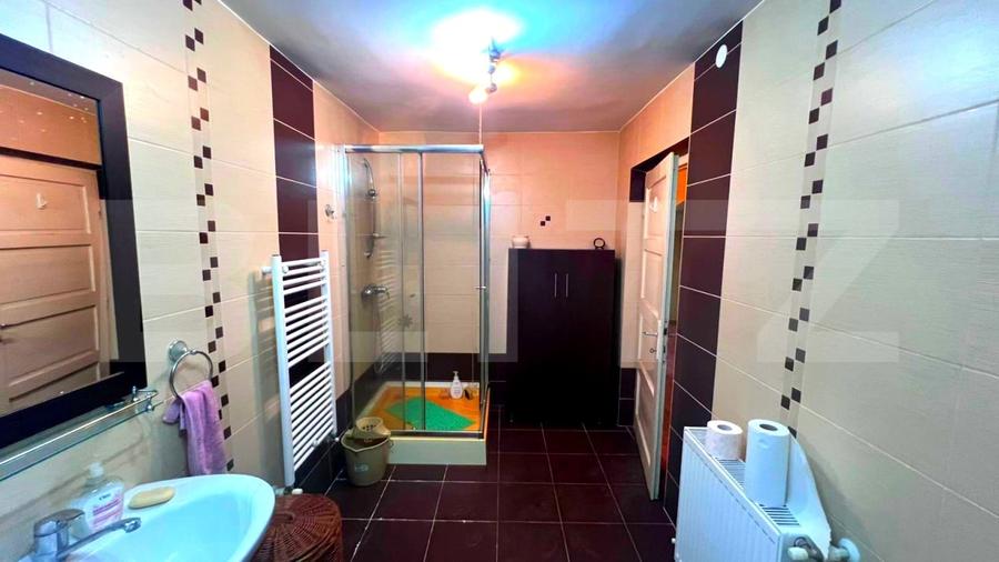 Casă individuală cu 5 camere cu Canalizare în Blaj
