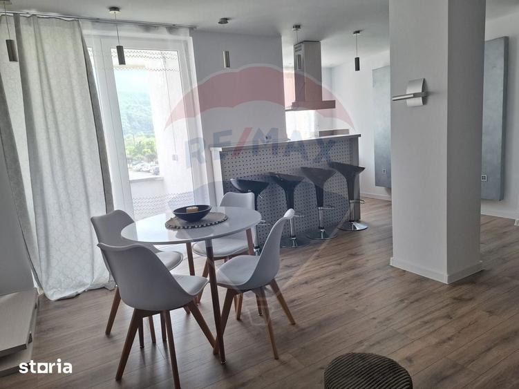 Apartament cu 3 camere de inchiriat - 4