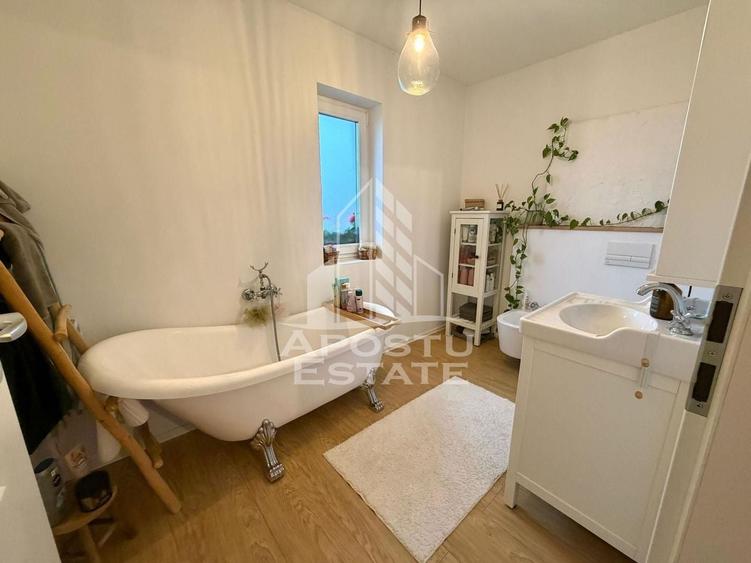 Duplex cu 4 camere cu Canalizare în Giroc