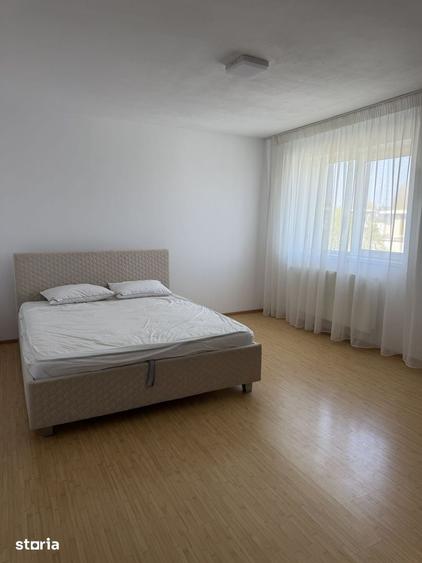 Apartament cu 2 camere decomandat, mobilat în Titan