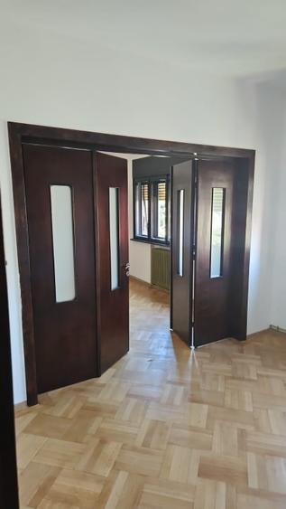 Apartament  într-o vilă interbelică din zona Popa Soare, restaurat - 3