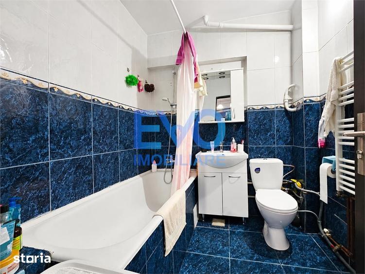 Apartament cu 3 camere decomandat în Independenței — fotografia 1