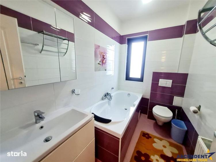 Apartament cu 3 camere decomandat, mobilat în Central