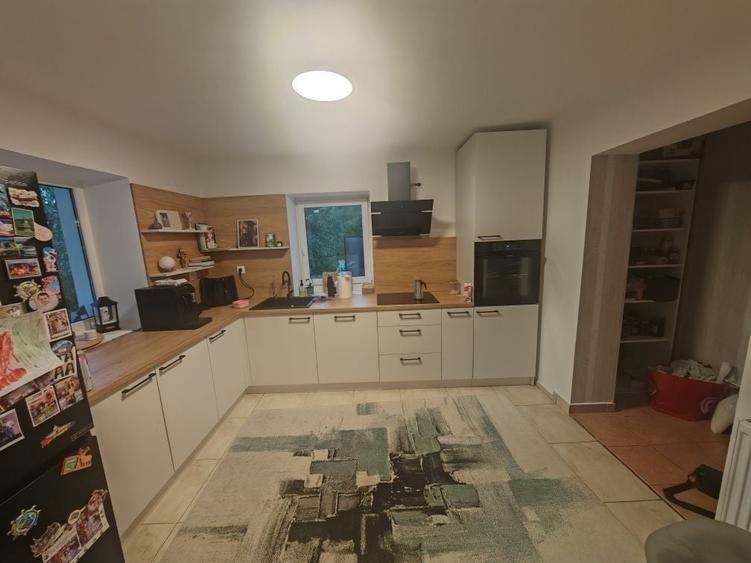 Casă cu 4 camere în Suceagu