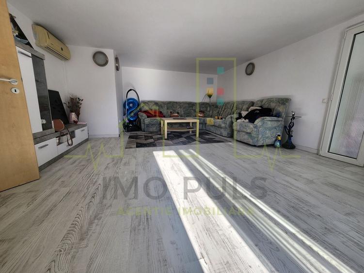 Apartament cu 3 camere, mobilat în Girocului