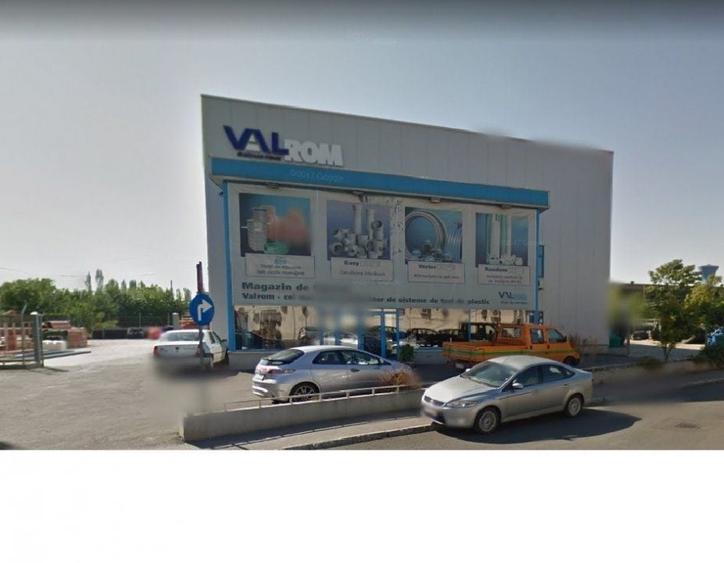 Spațiu comercial, de 831 mp, în Central