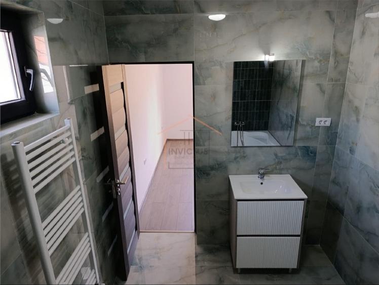 Casă individuală cu 4 camere cu Canalizare în Câmpineanca