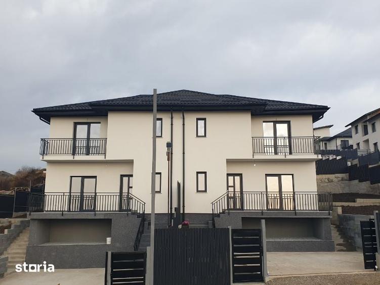 Casă cu 4 camere cu Teren 300 Mp în Valea Lupului