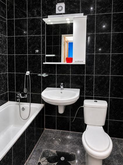 Apartament cu 3 camere decomandat, mobilat în Alexandriei