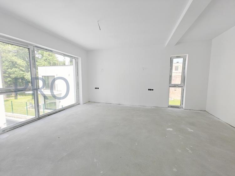 Casă individuală cu 4 camere cu Canalizare în Calea Dumbrăvii