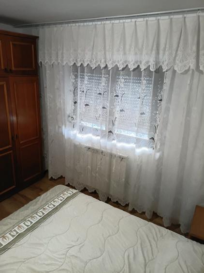Apartament cu 2 camere decomandat în Milcov
