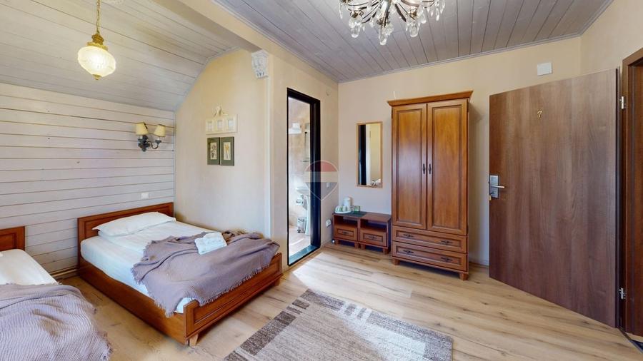 Hotel/Pensiune, de 337 mp, în Central