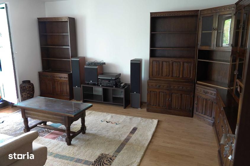 Apartament cu 2 camere decomandat în 22 Decembrie 1989