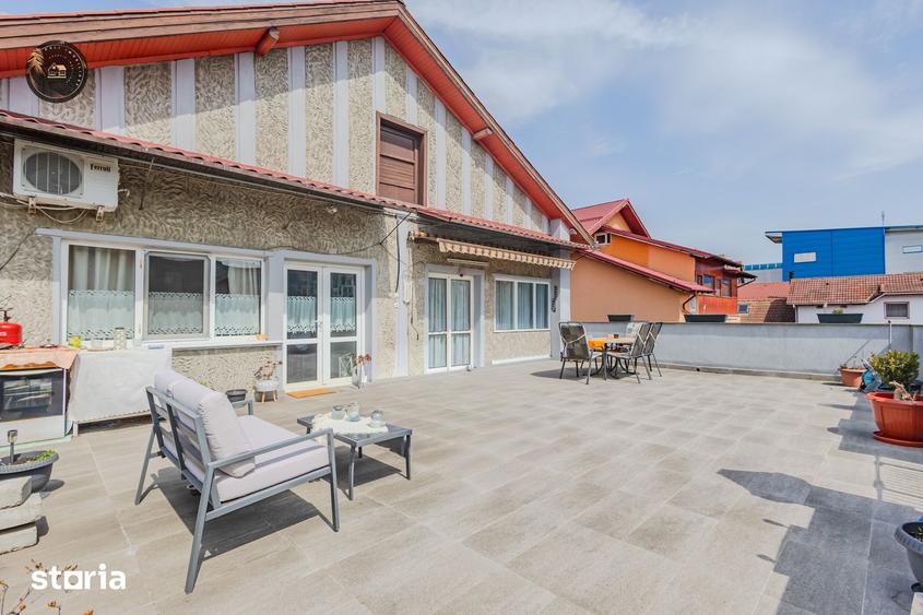 Casă cu 10 camere cu Teren 1500 Mp în Aurel Vlaicu
