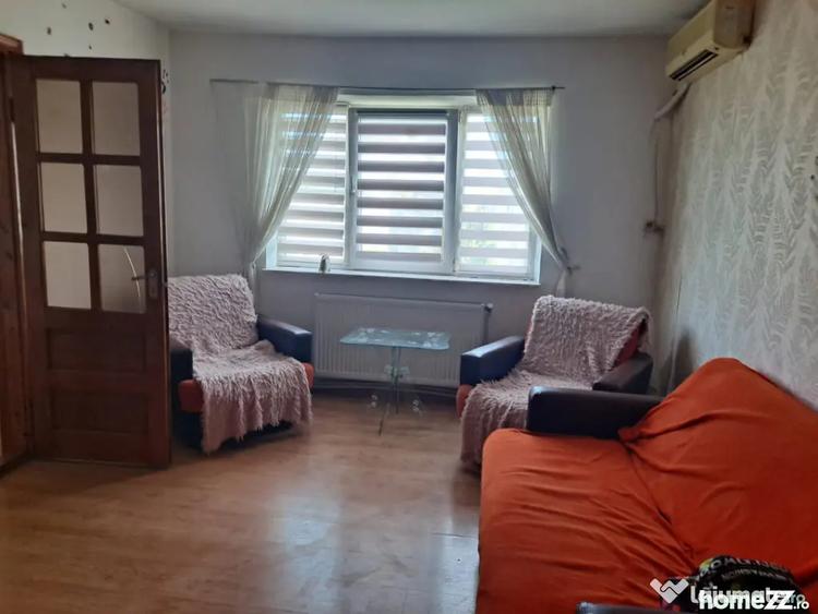 Apartament cu 2 camere semidecomandat, mobilat în Tomis Nord
