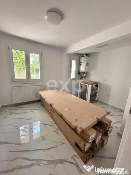 Apartament cu 2 camere semidecomandat în Micro 8