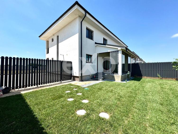 Duplex cu 5 camere cu Canalizare în Clinceni