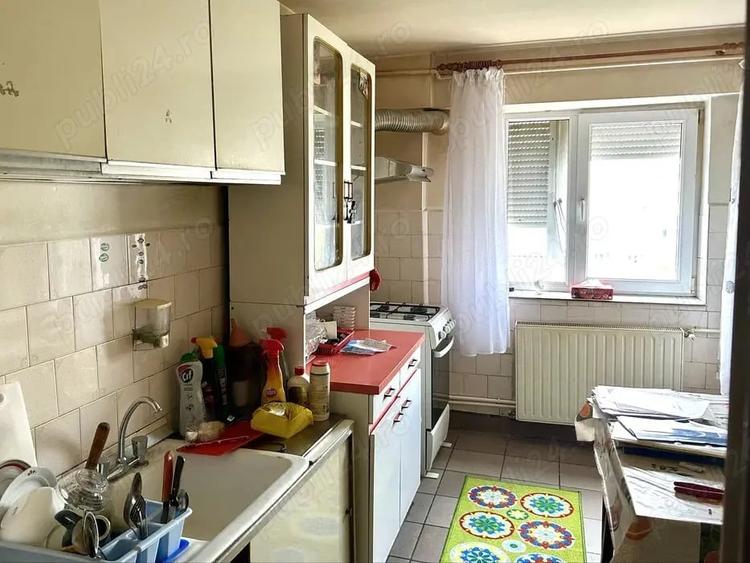 Apartament cu 3 camere decomandat în Ultracentral