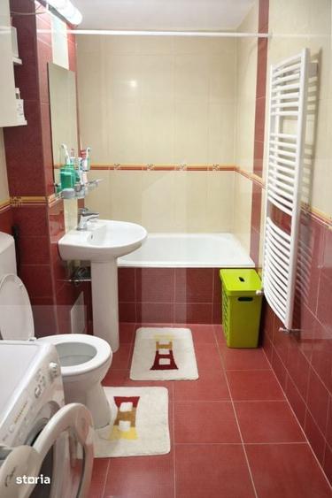 Apartament cu 5 camere în Aurel Vlaicu