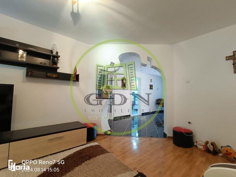 Casă cu 4 camere cu Teren 550 Mp în Central