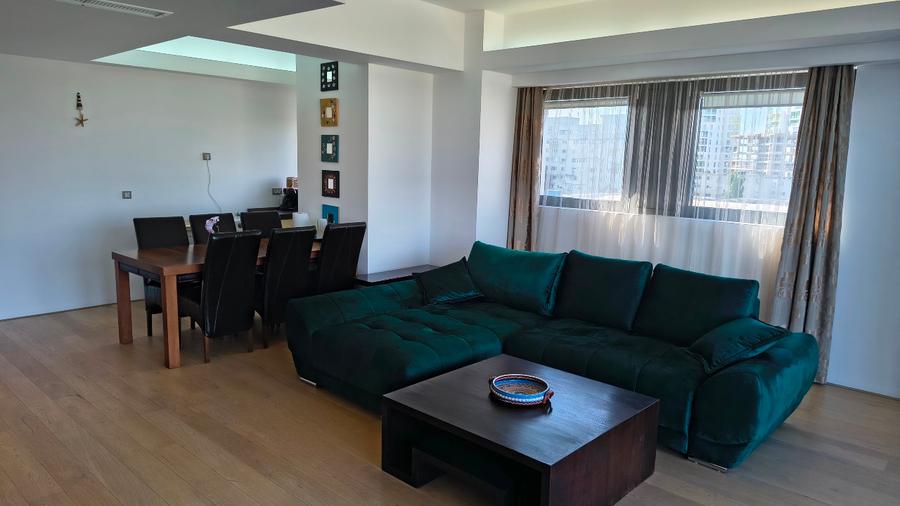 Apartament cu 2 camere decomandat în Faleza Nord