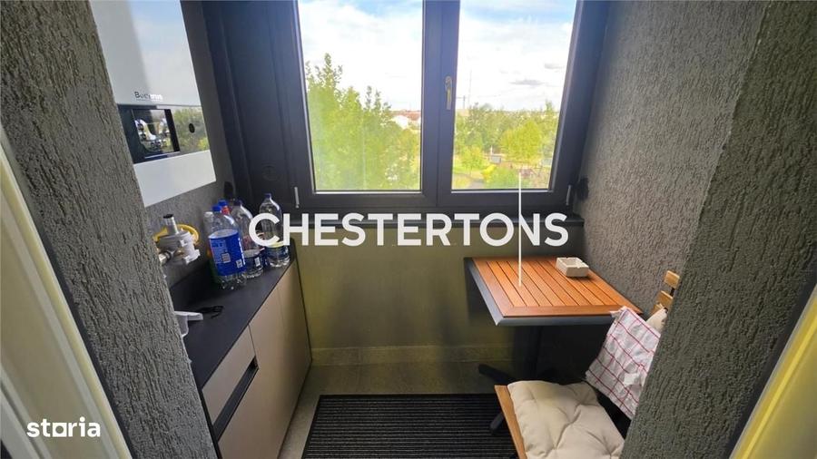 Apartament cu 3 camere semidecomandat în Central