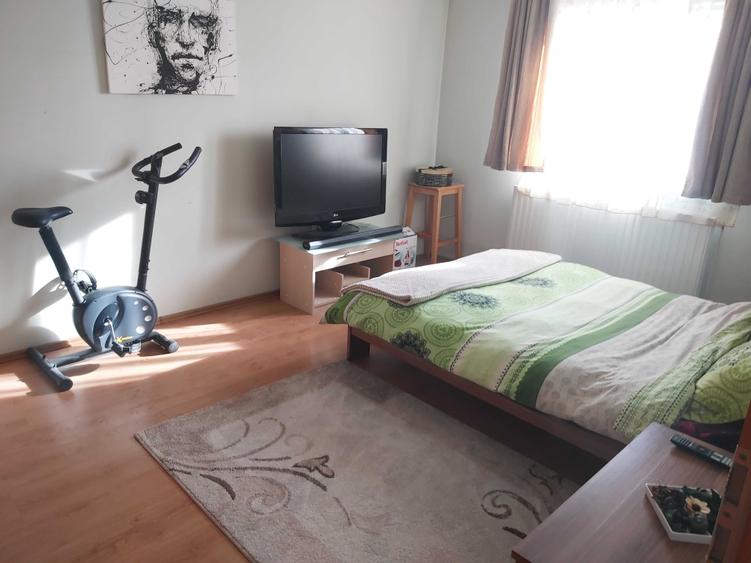 Proprietar inchiriez apartament 3 camere, 2 bai V.Aaron - 2