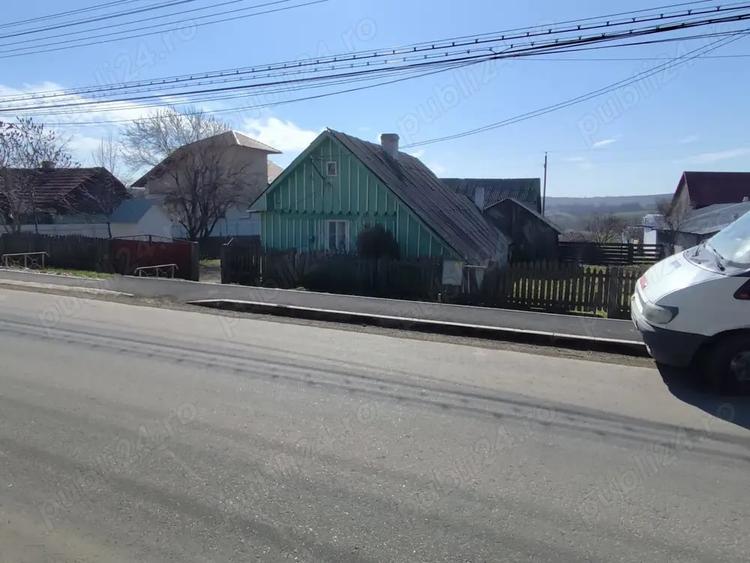 Casă cu 3 camere în Siret