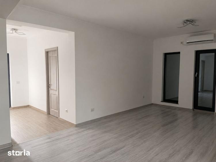 Casă cu 4 camere cu Teren 430 Mp în Exterior Vest