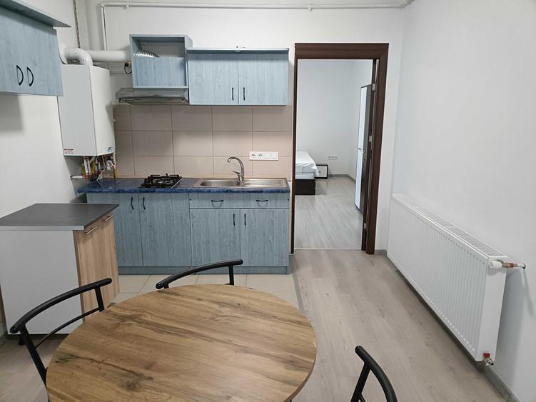 Apartament cu 2 camere semidecomandat în Câmpului