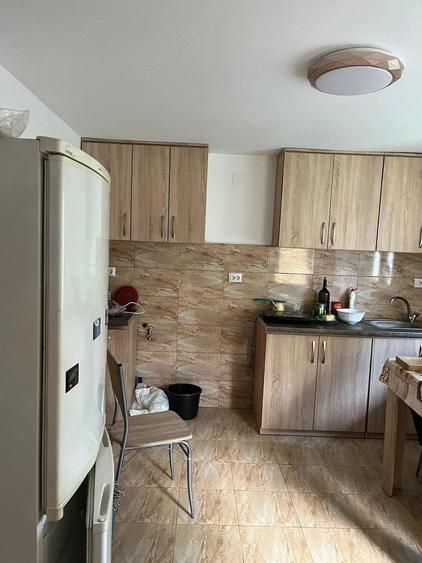 Casă cu 4 camere cu Teren 3261 Mp în Stâncești