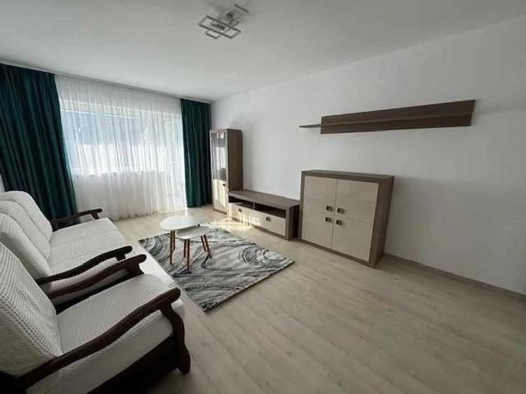 Apartament cu 2 camere decomandat în Sânpetru