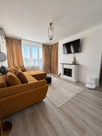Apartament cu 2 camere decomandat în Bucur Obor