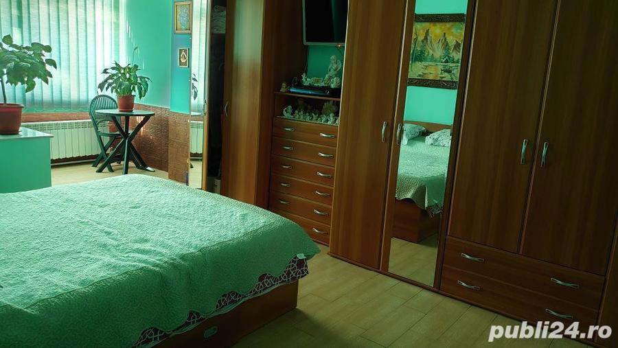 Apartament cu 3 camere decomandat în Mazepa 1