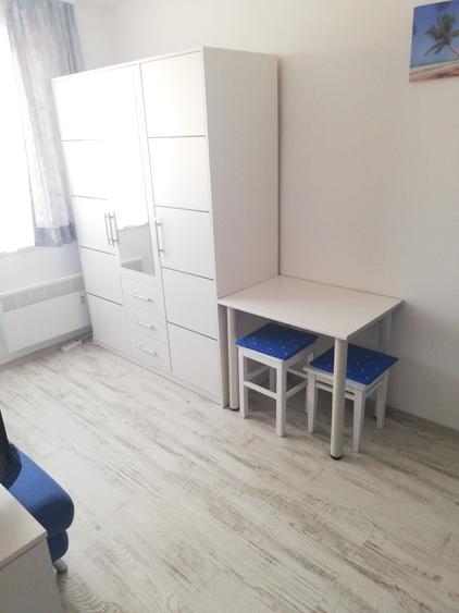 Garsonieră decomandată în Lazaret