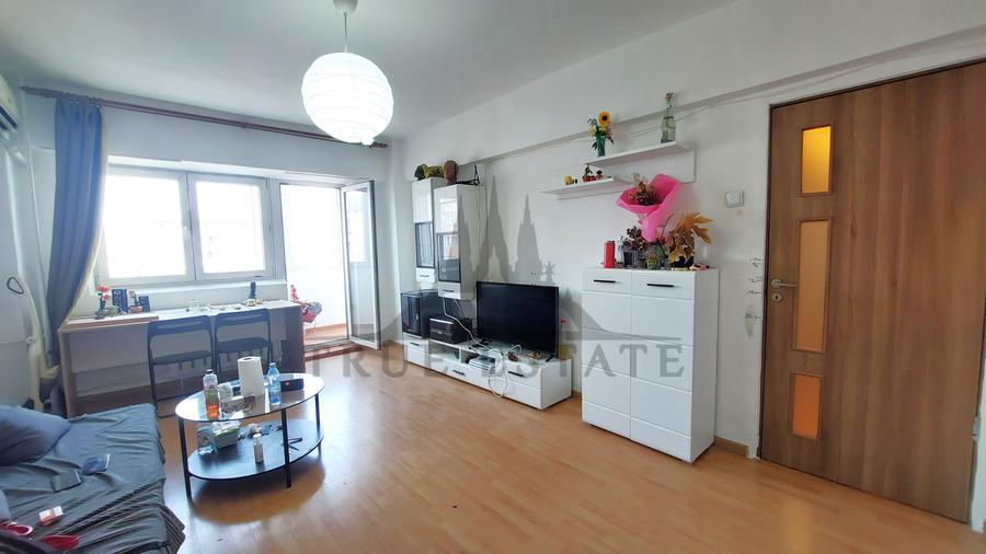 Apartament cu 2 camere decomandat în Moșilor
