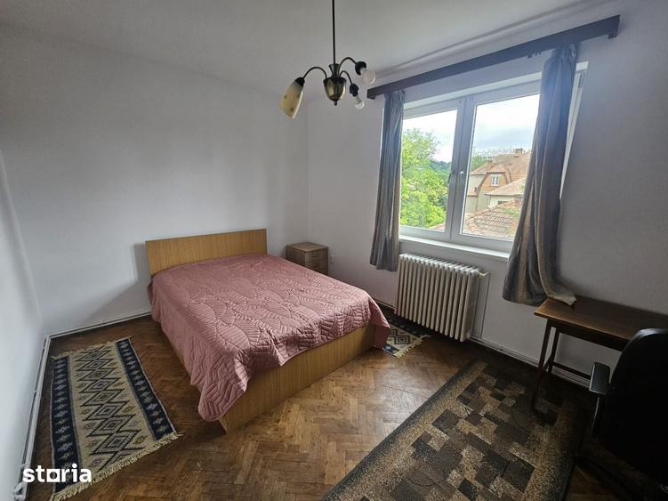 Apartament cu 3 camere decomandat în Grigorescu