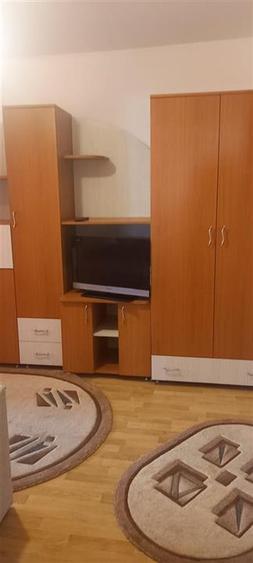 Apartament cu 2 camere decomandat în Gară