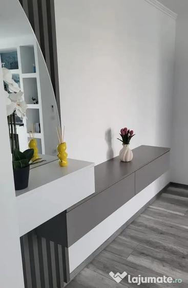 Apartament cu 2 camere semidecomandat în Central