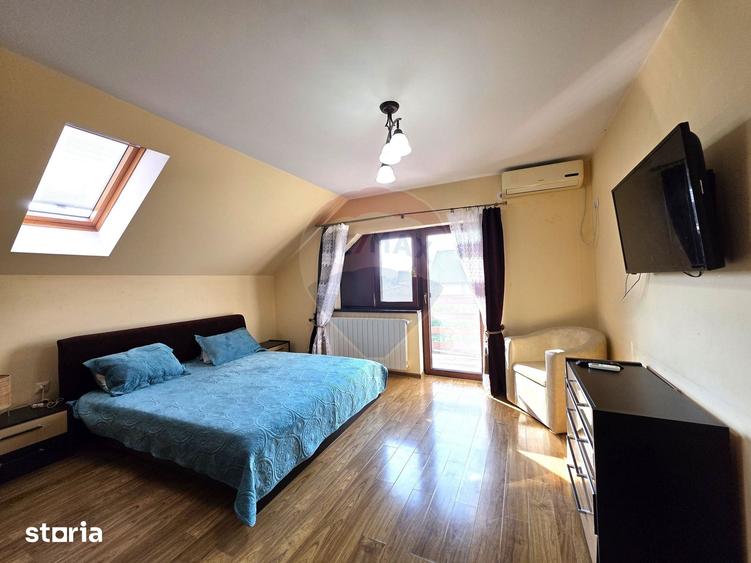 Casă cu 4 camere cu Teren 680 Mp în Costești