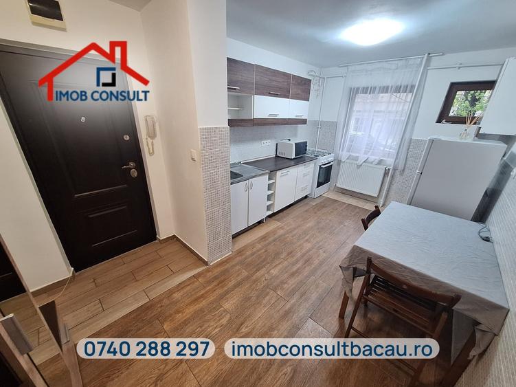 Apartament cu 2 camere decomandat în Banca Națională