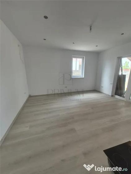 Casă cu 4 camere cu Teren 300 Mp în Moșnița Nouă