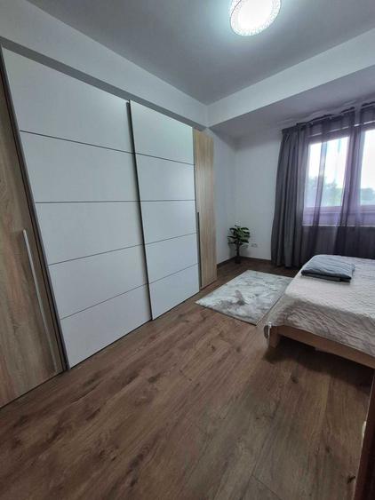 Apartament cu 2 camere decomandat în Barbu Văcărescu