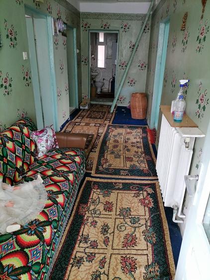 Casă cu 4 camere în Corbeni