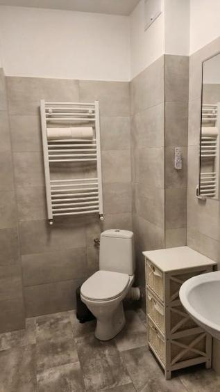 Casă cu 5 camere cu Canalizare în Băneasa
