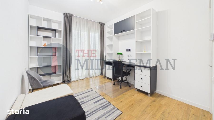 Apartament cu 3 camere decomandat în Sisești