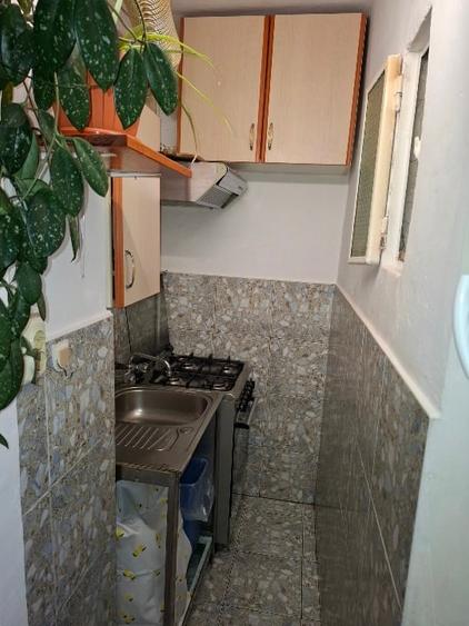 Garsonieră decomandată, mobilată în Complex Studențesc